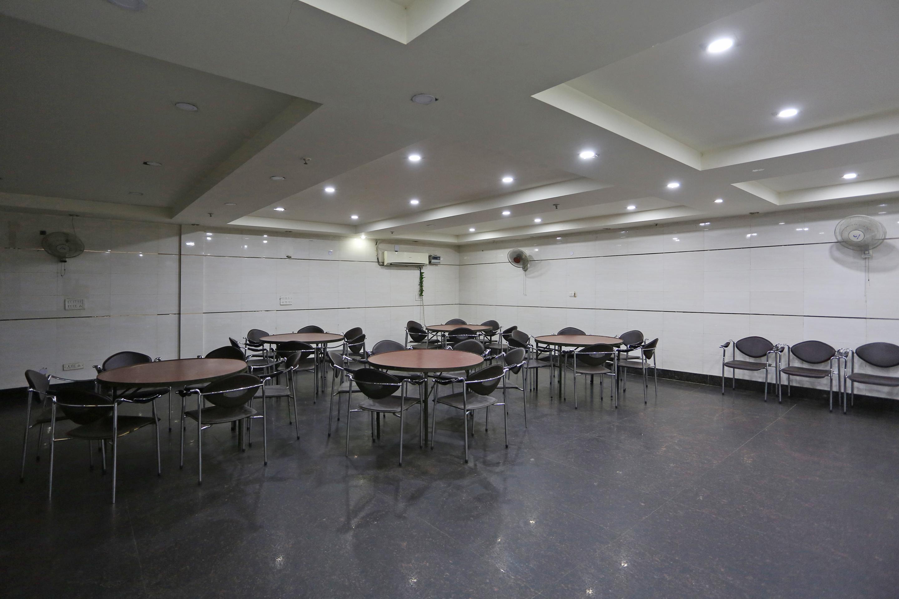 Oyo 337 Hotel Anand دلهي المظهر الخارجي الصورة
