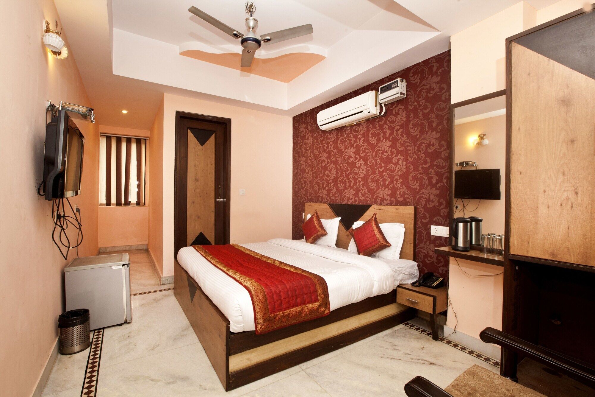Oyo 337 Hotel Anand دلهي المظهر الخارجي الصورة